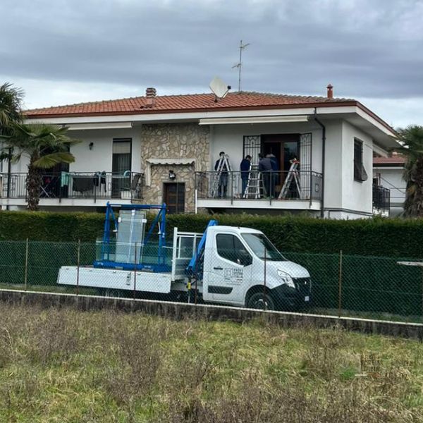 Servizio consegna vetri Profi System