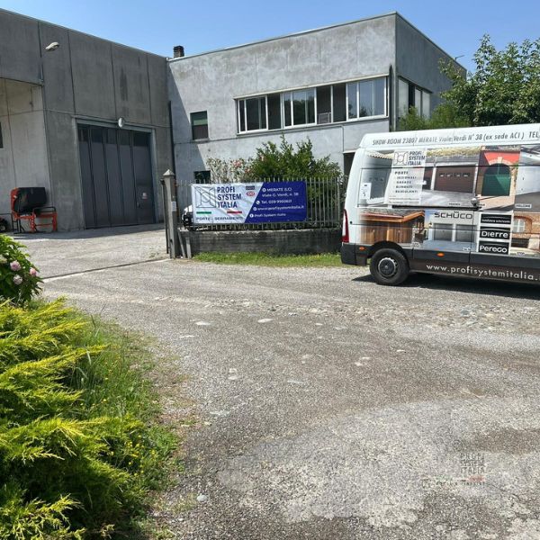 Magazzino merci Profi System Italia
